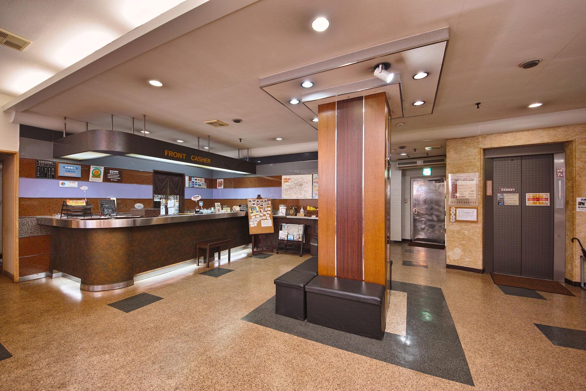 Hotel Yamanouchi Наха Екстер'єр фото
