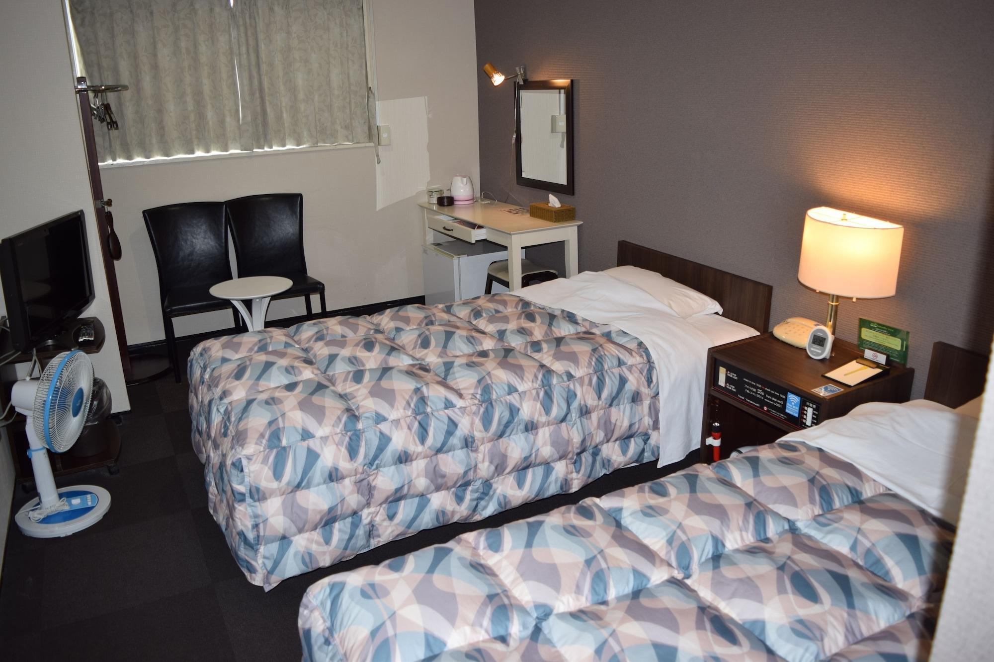 Hotel Yamanouchi Наха Екстер'єр фото