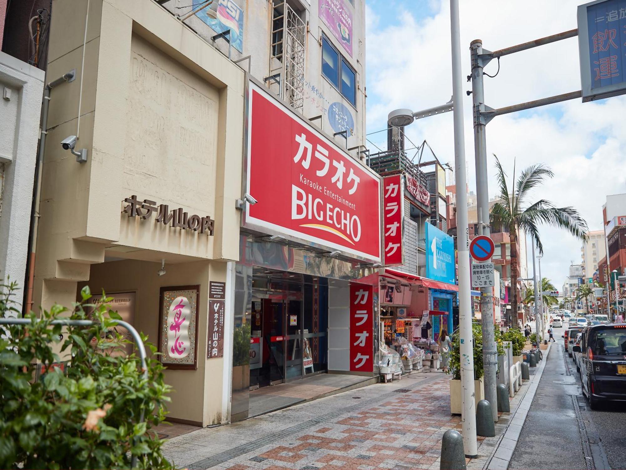 Hotel Yamanouchi Наха Екстер'єр фото