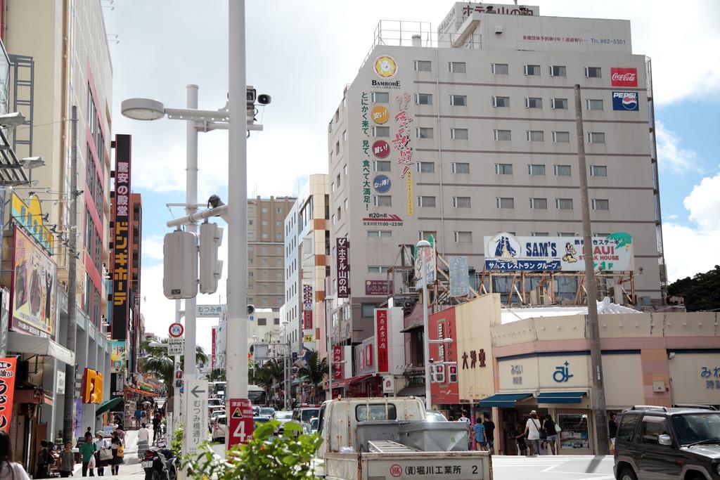 Hotel Yamanouchi Наха Екстер'єр фото